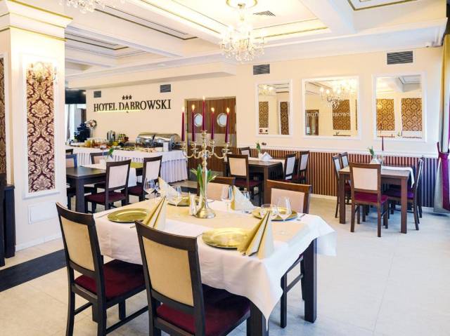Restauracja w Hotelu Dąbrowski 