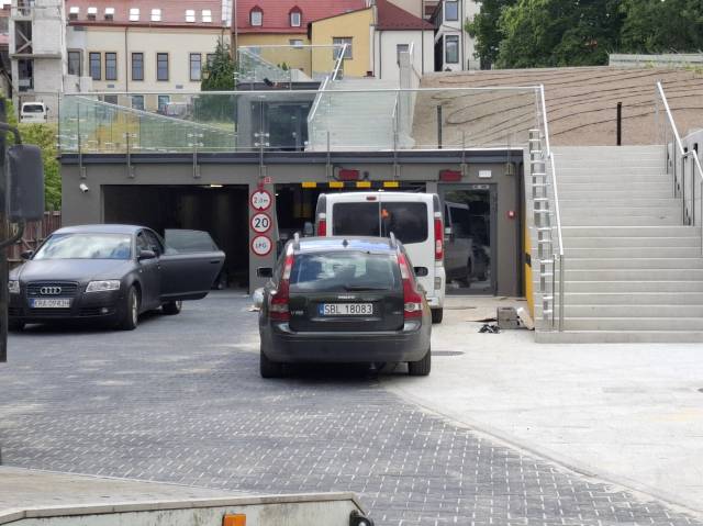 Oświęcim. Wniosek o abonament miesięczny na parkingu Bulwary należy złożyć do Zarządu Budynków Mieszkalnych